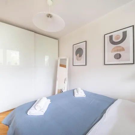 Apartment Pawia Urban